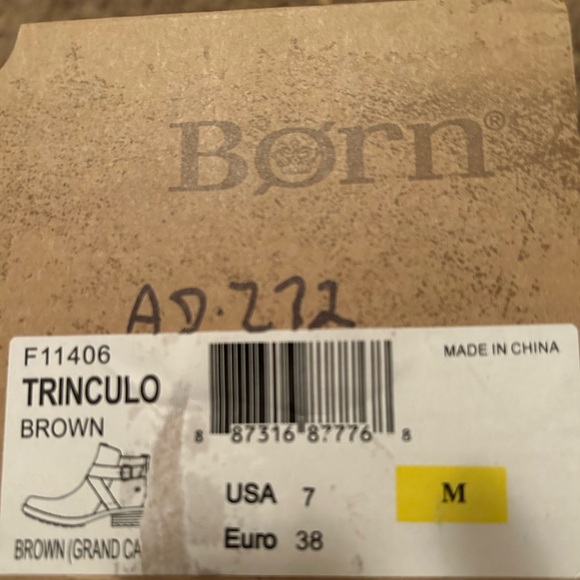 Born Trinculo Distressed Leather Ankle Boots Rich Brown color size 7 - Picture 2 of 6